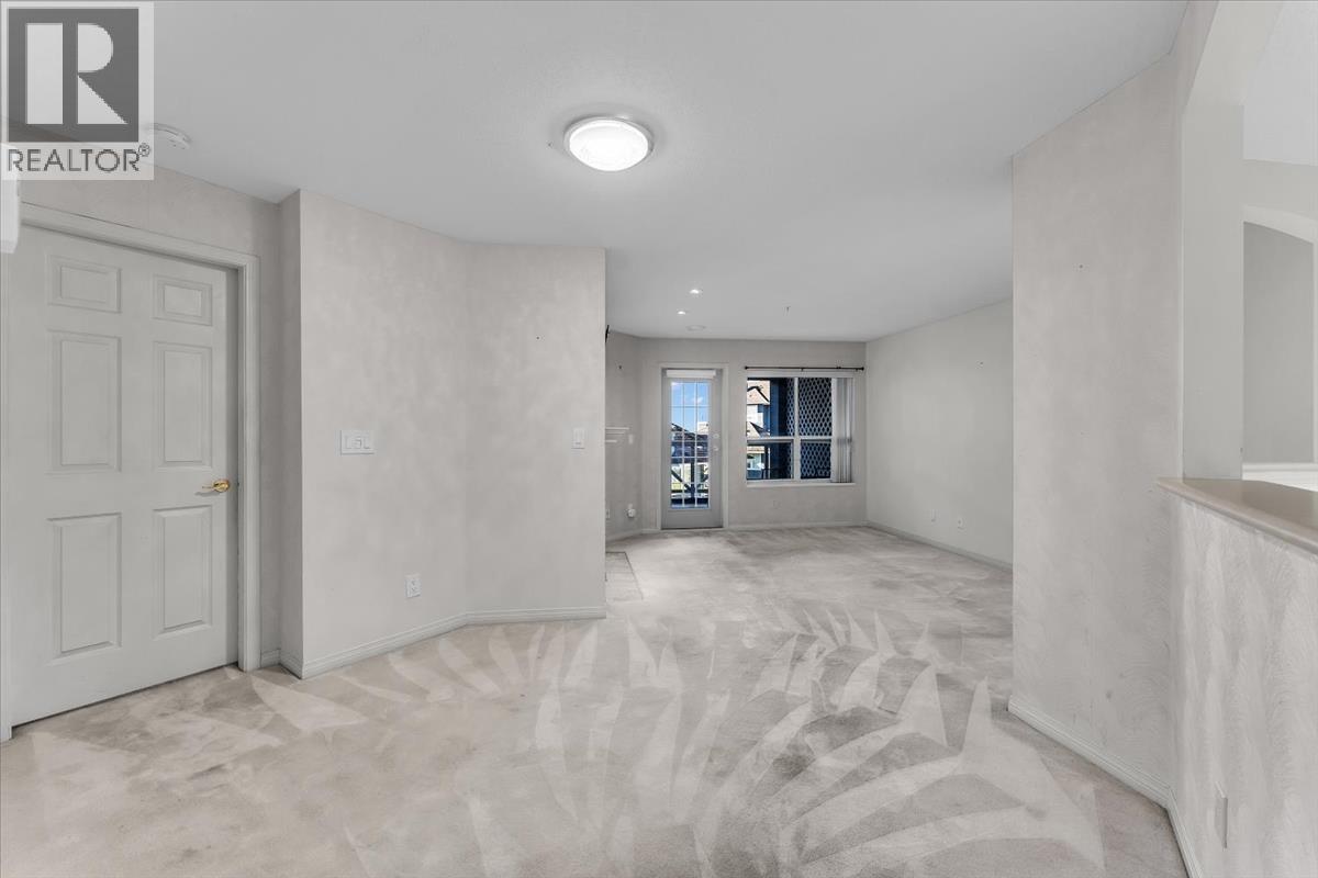 324 12931 Railway Avenue Property Photo 10