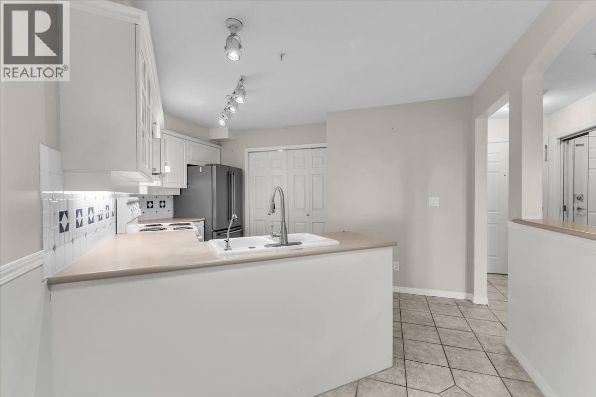 324 12931 Railway Avenue Property Photo 16