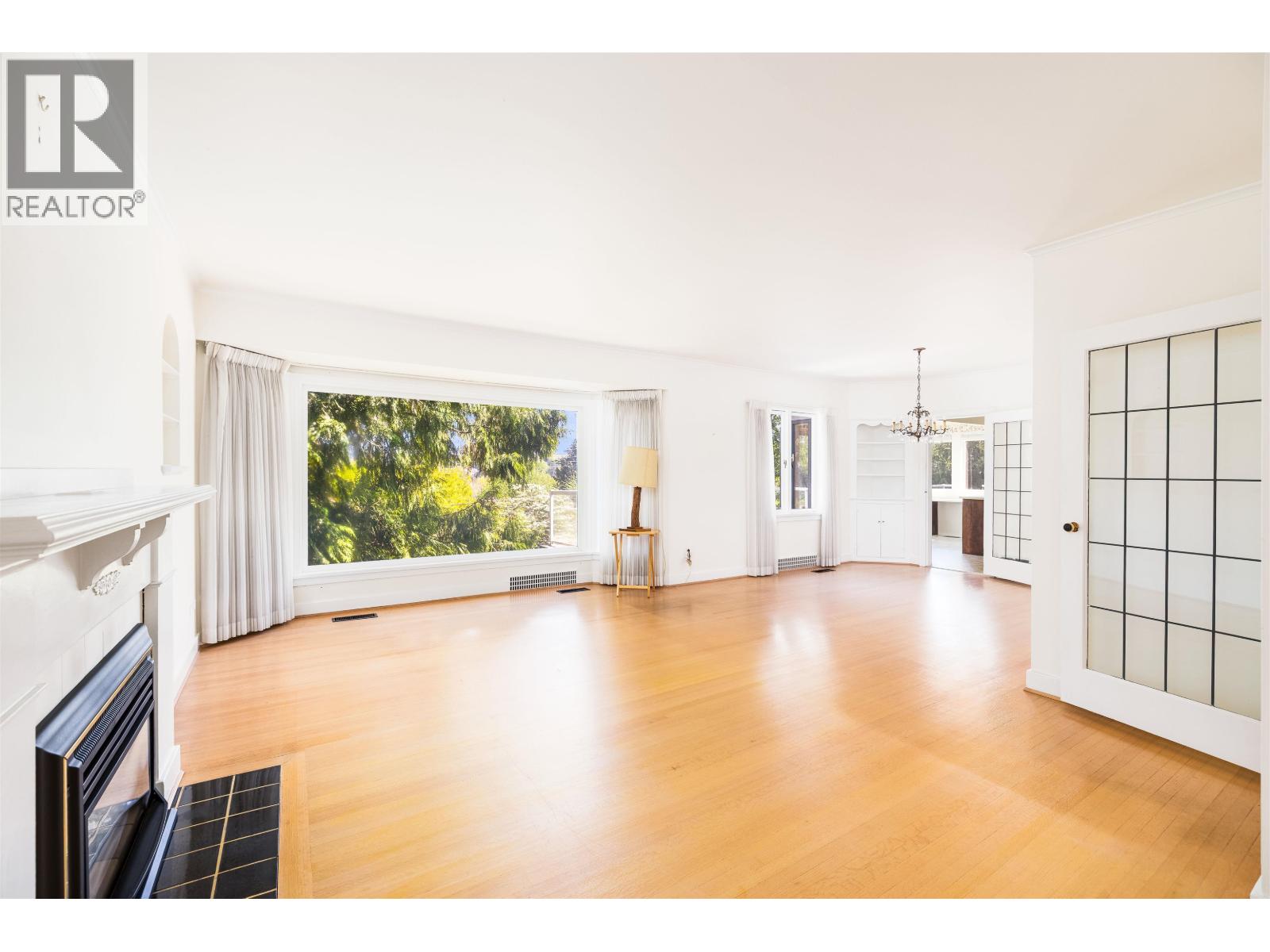 4888 Narvaez Drive Property Photo 11