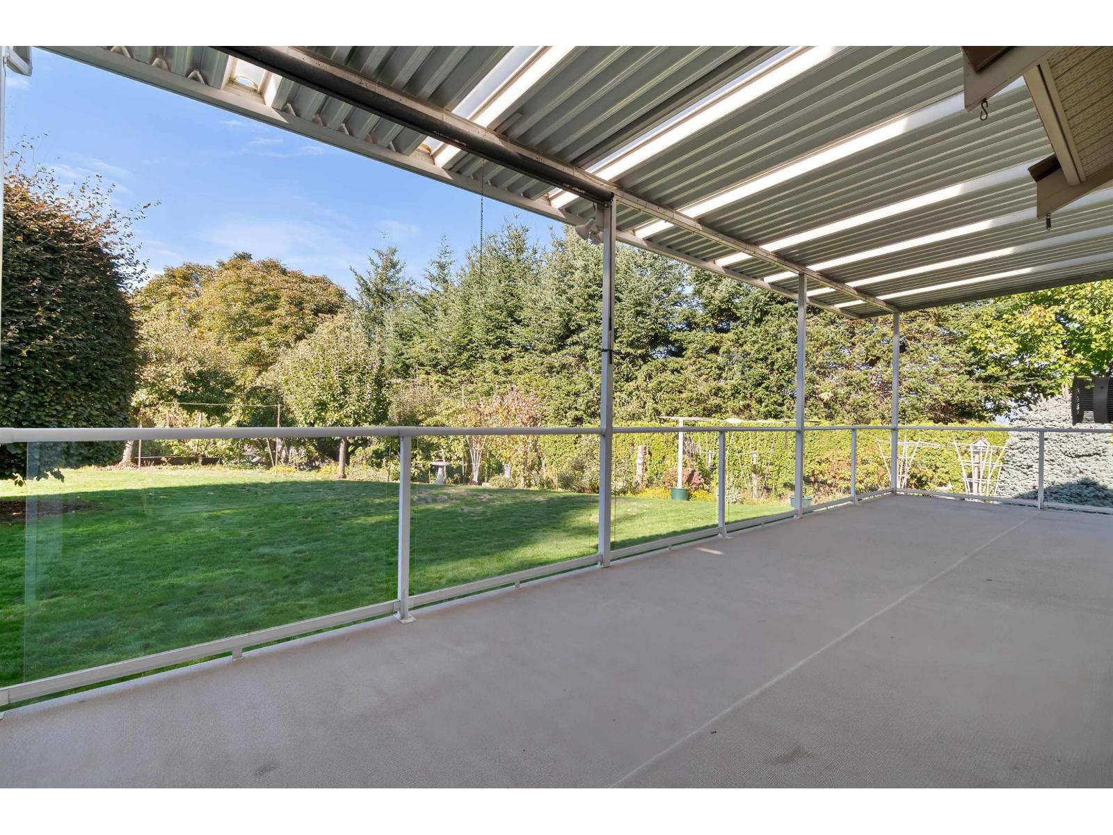 5659 Viewpoint Place Property Photo 6