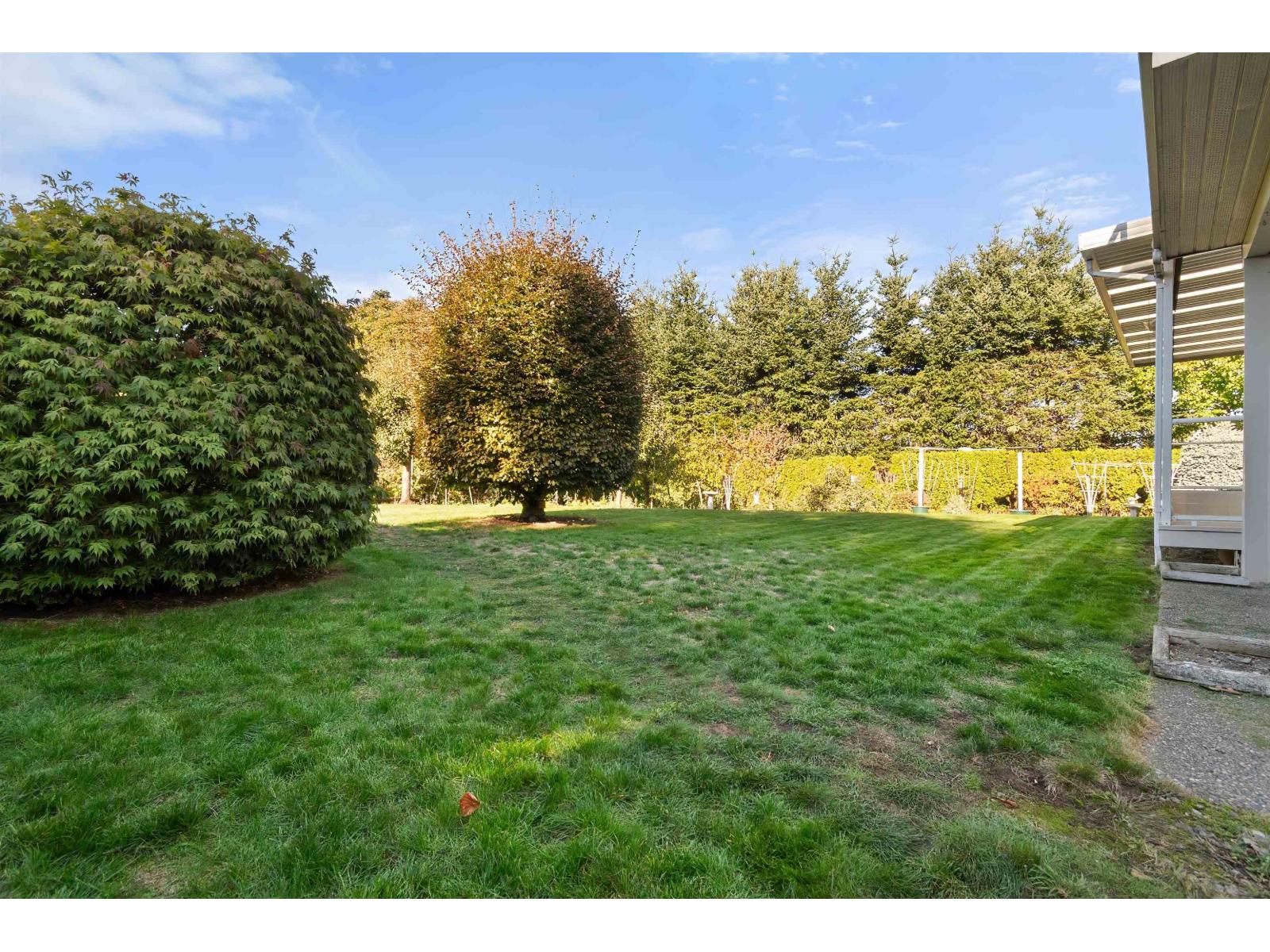 5659 Viewpoint Place Property Photo 9
