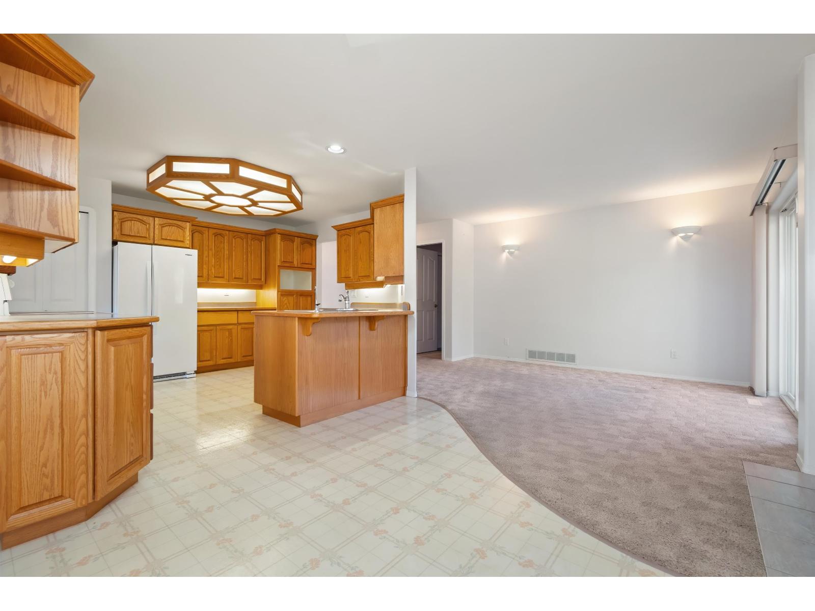 5659 Viewpoint Place Property Photo 16