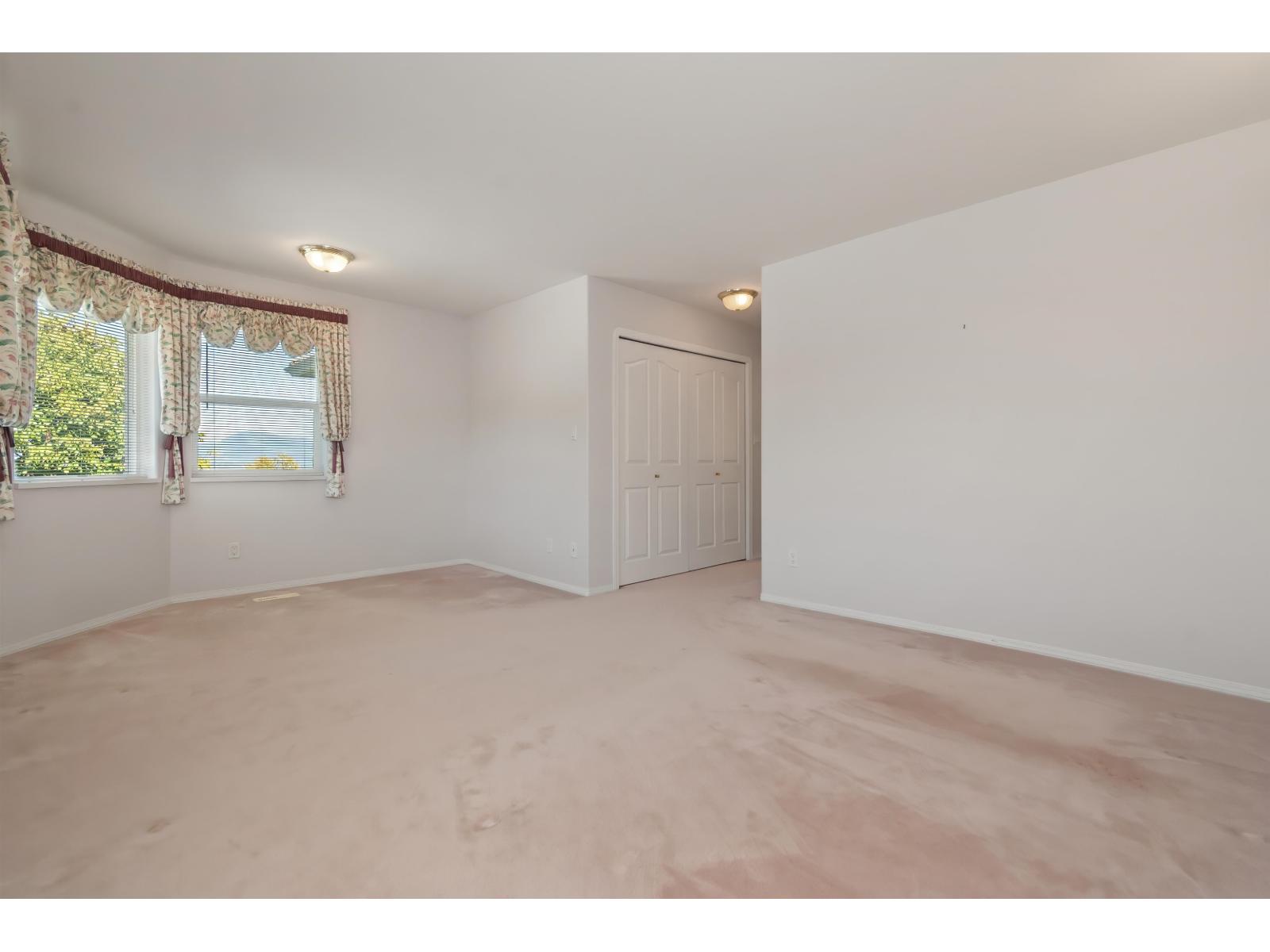 5659 Viewpoint Place Property Photo 31