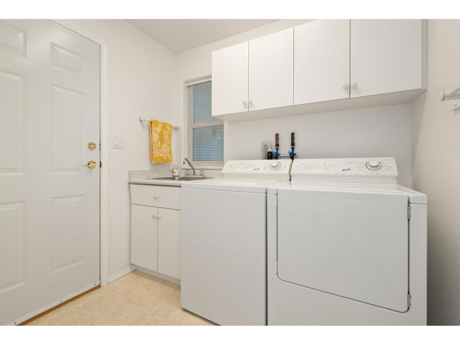 5659 Viewpoint Place Property Photo 34