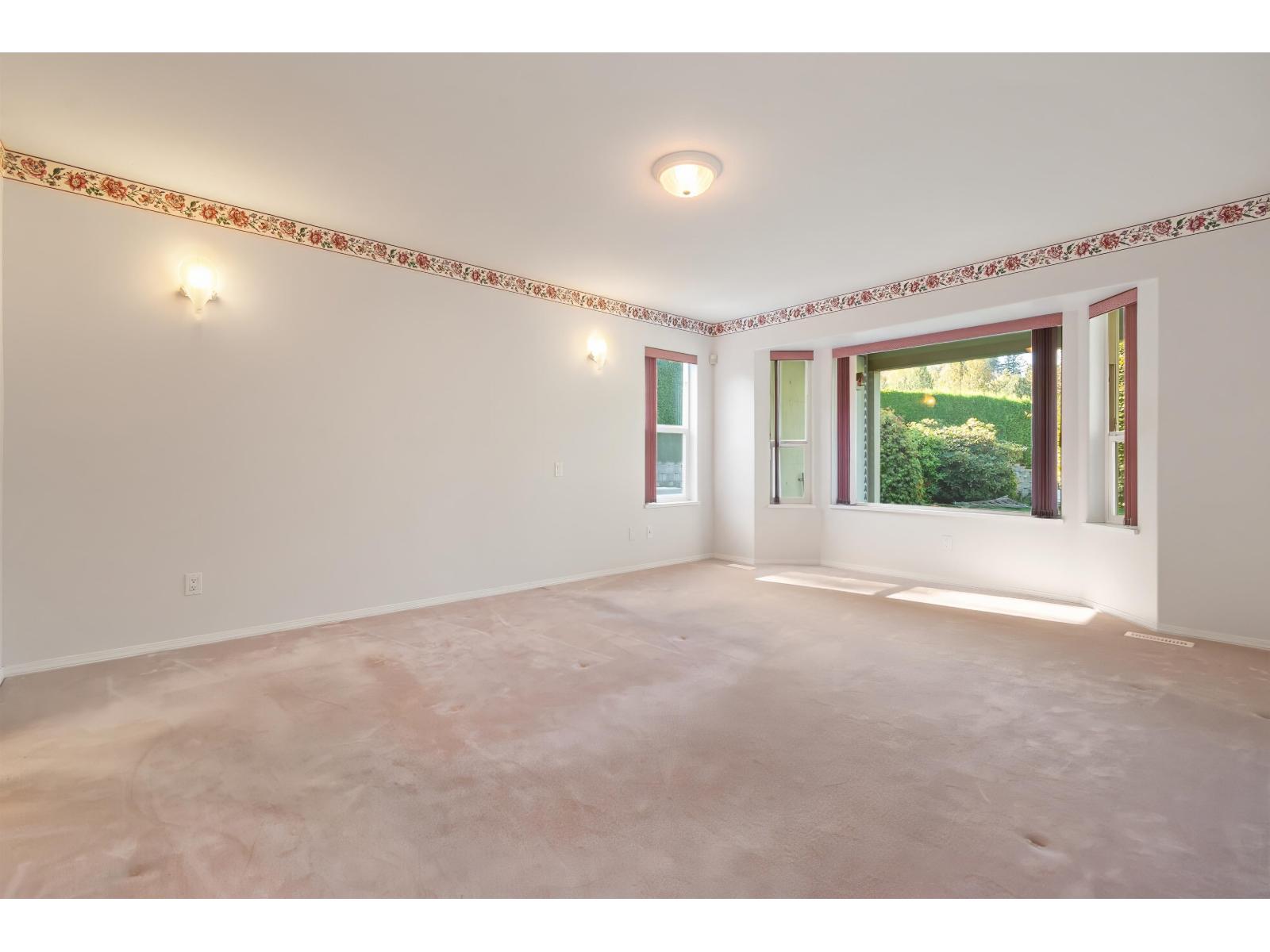 5659 Viewpoint Place Property Photo 35