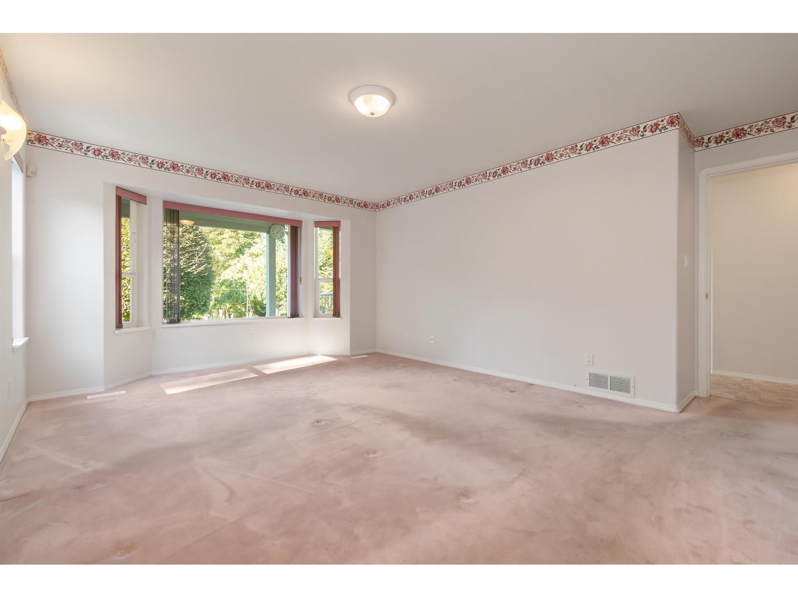 5659 Viewpoint Place Property Photo 36