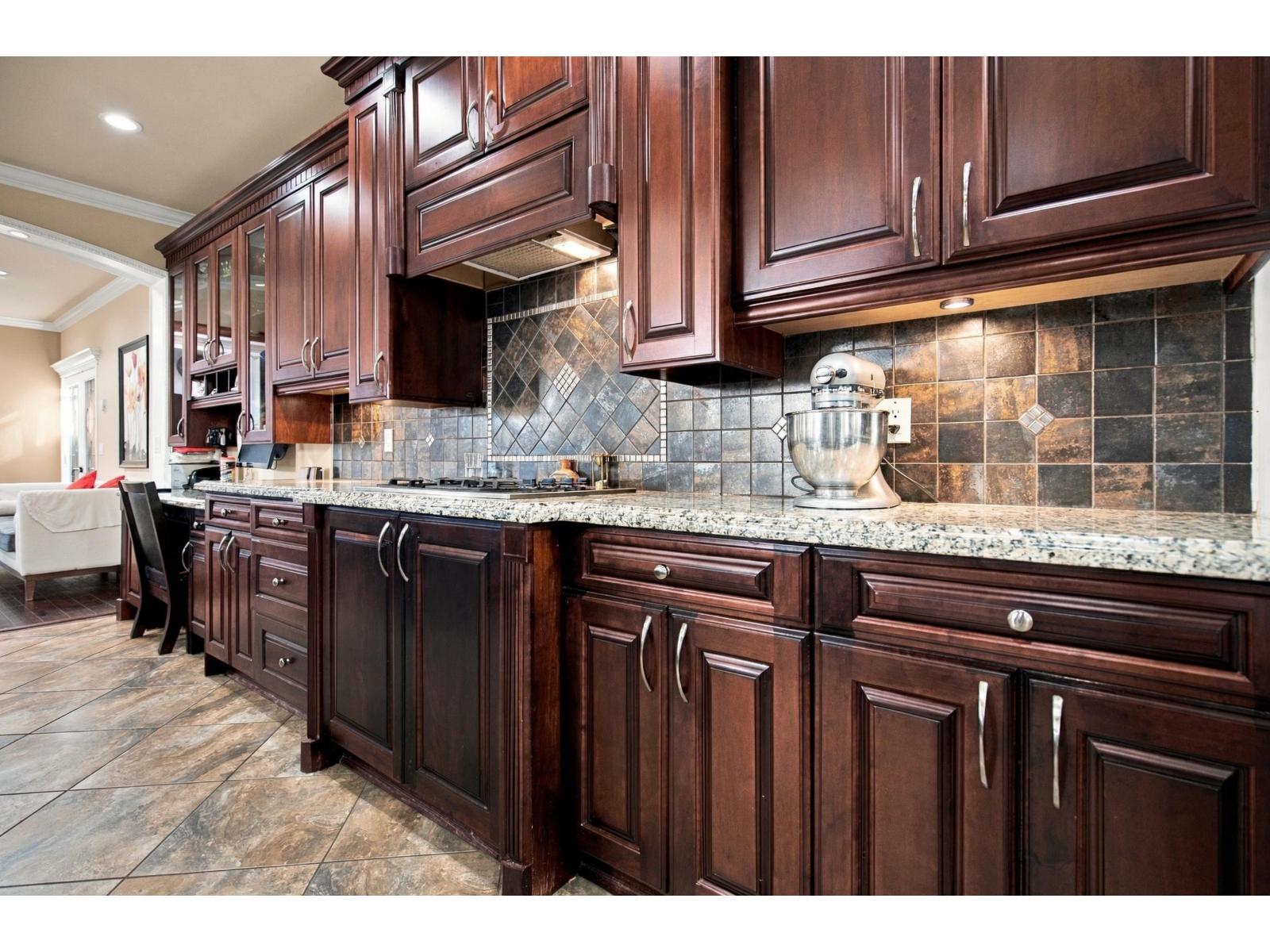13988 89 Avenue Property Photo 12