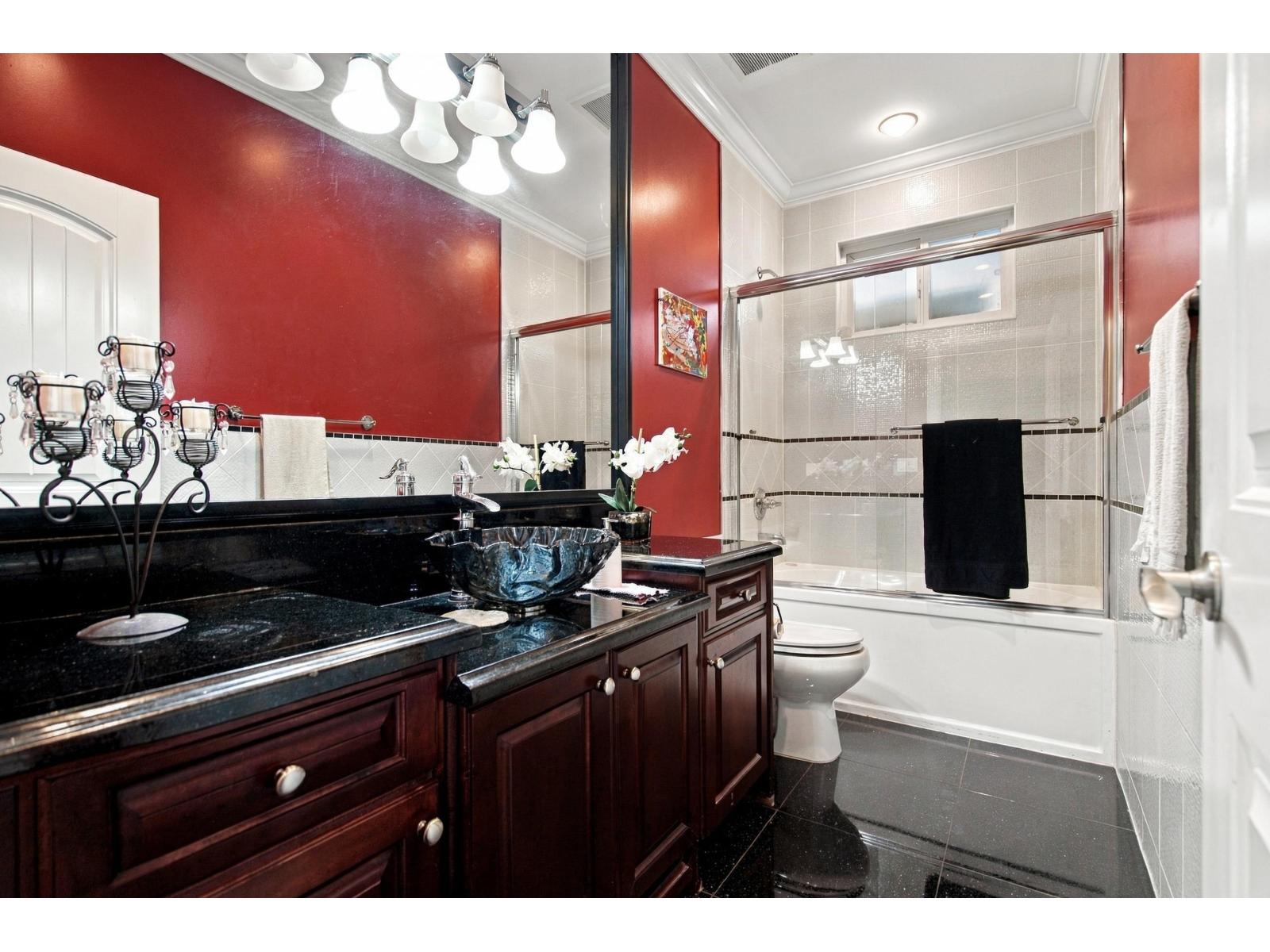 13988 89 Avenue Property Photo 17