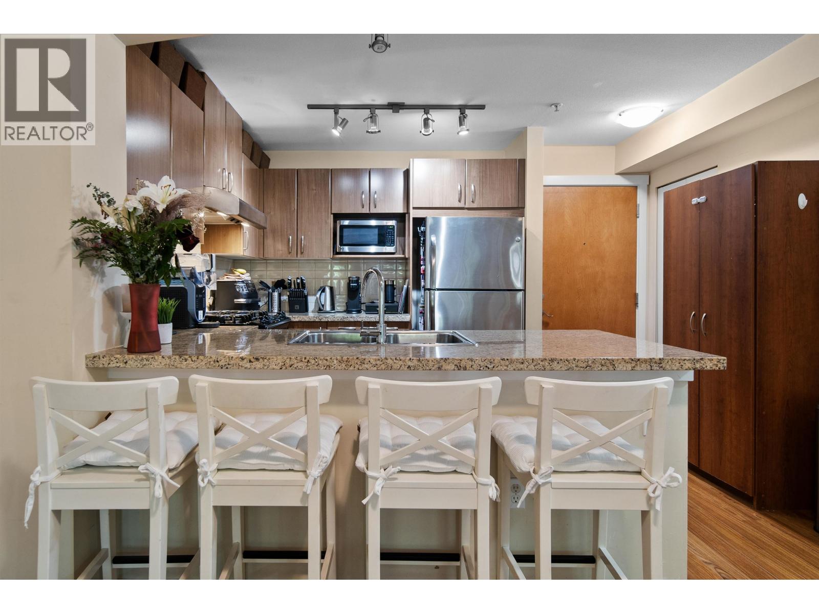 211 1330 Genest Way Property Photo 7