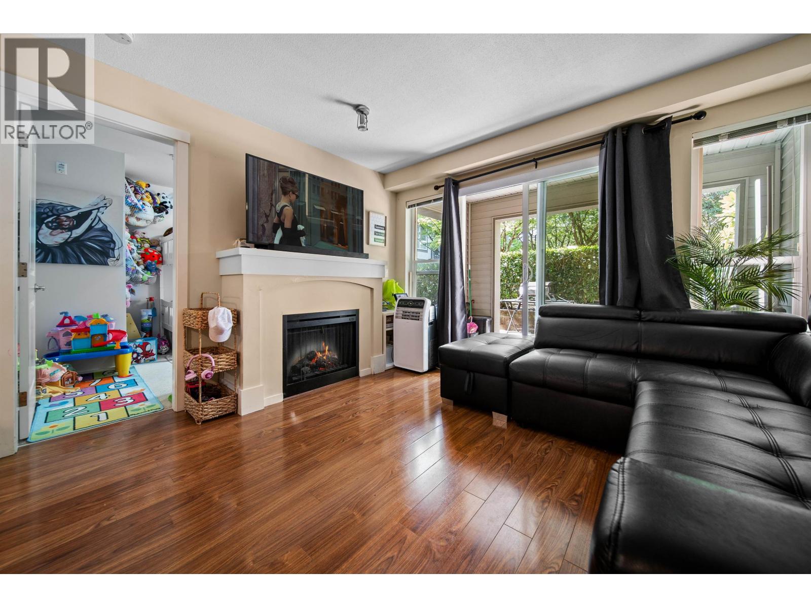 211 1330 Genest Way Property Photo 11