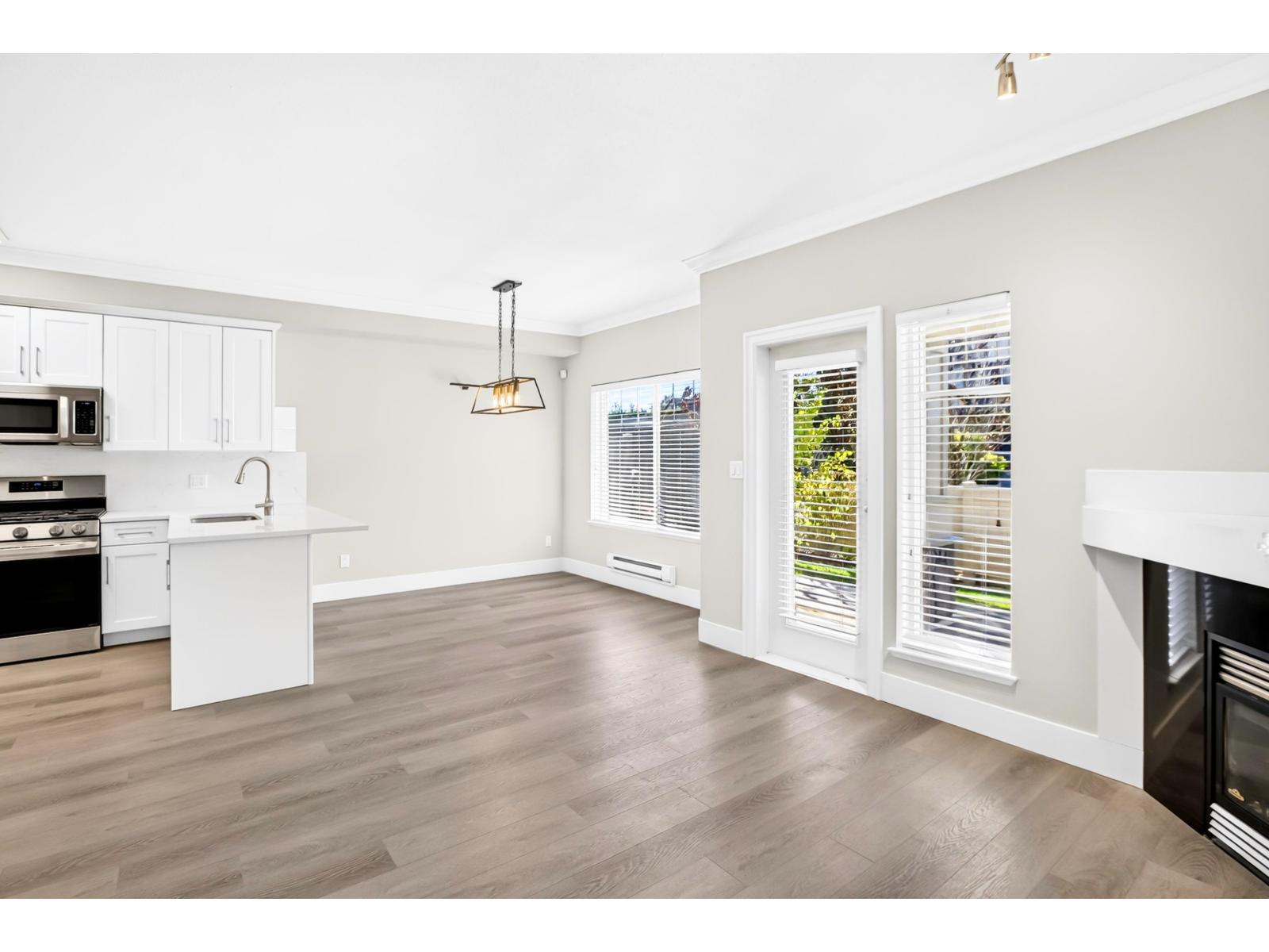 72 18221 68 Avenue Property Photo 16