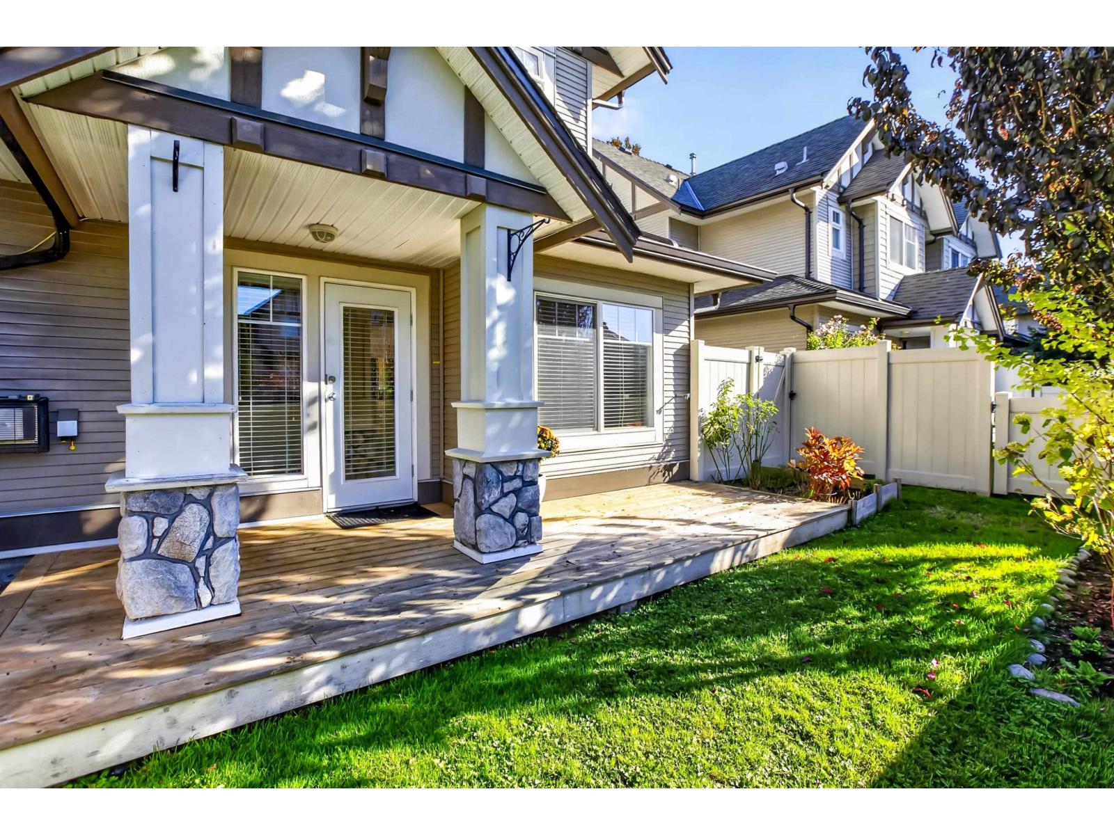72 18221 68 Avenue Property Photo 32