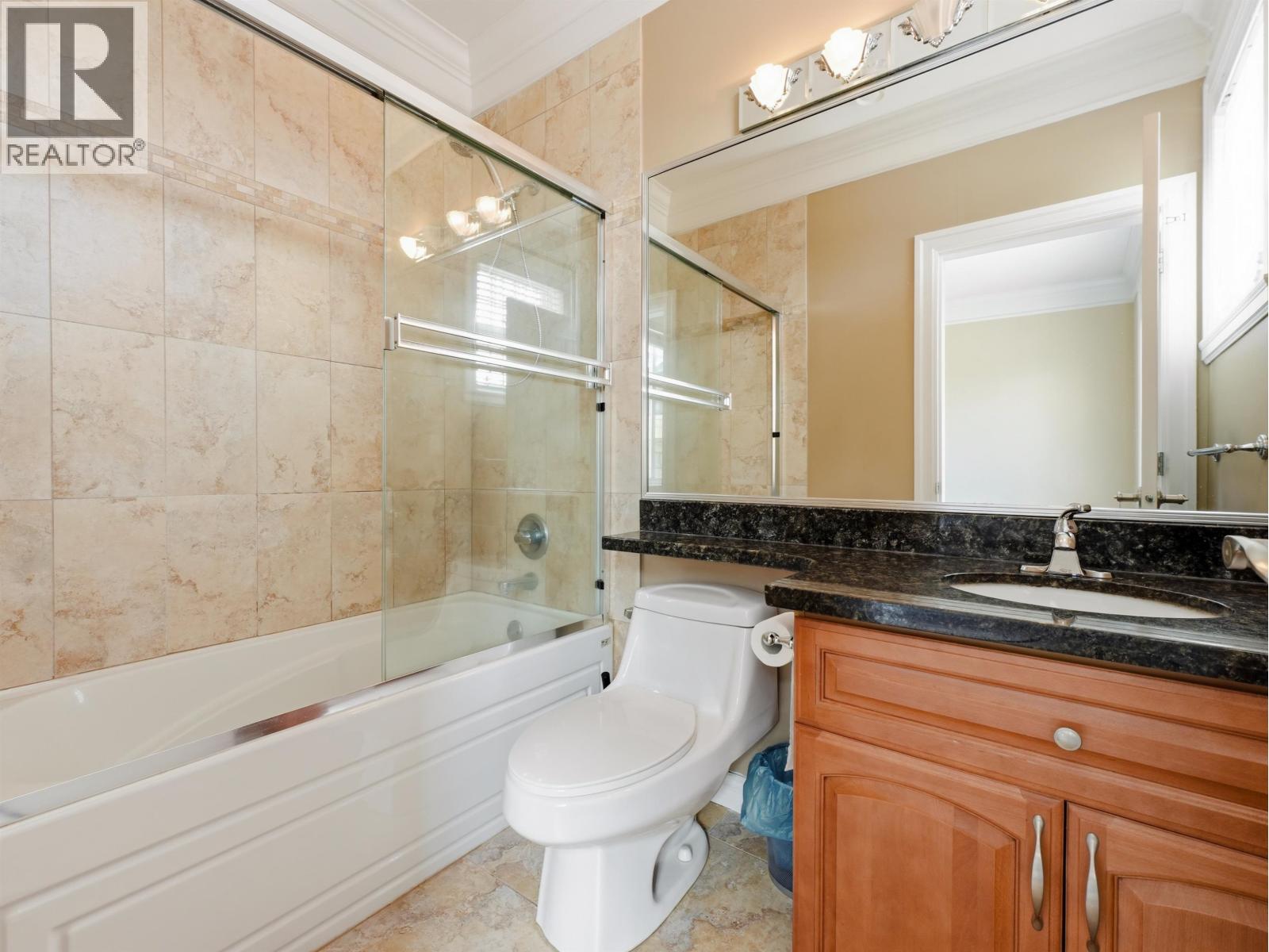 5631 Clearwater Drive Property Photo 28