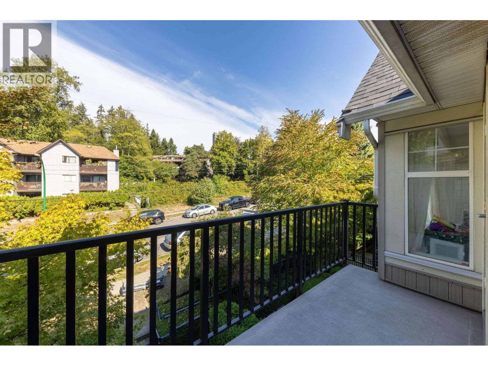 415 7038 21st Avenue Property Photo 16