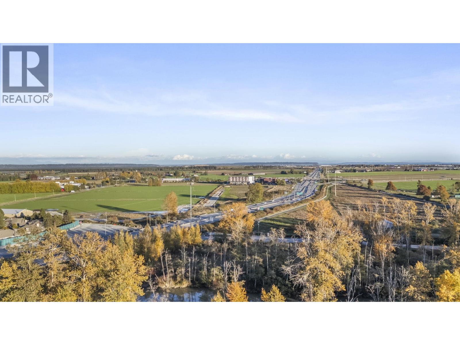 43 5551 Admiral Way Property Photo 29