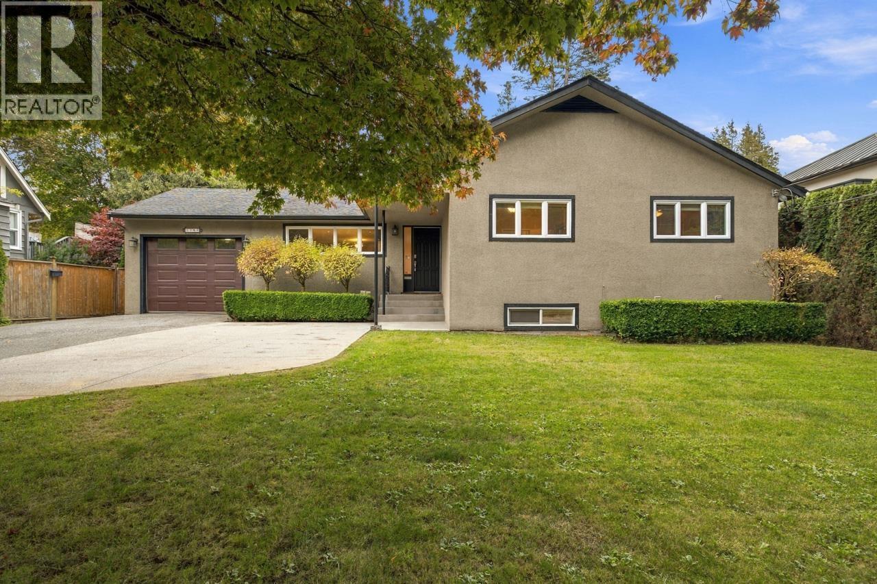 5788 Crown Street Property Photo 3