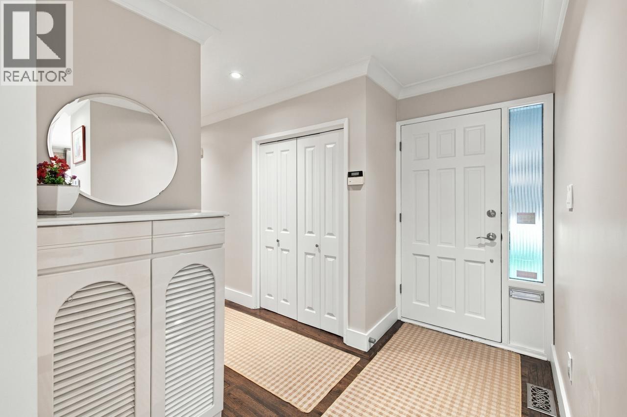 5788 Crown Street Property Photo 12