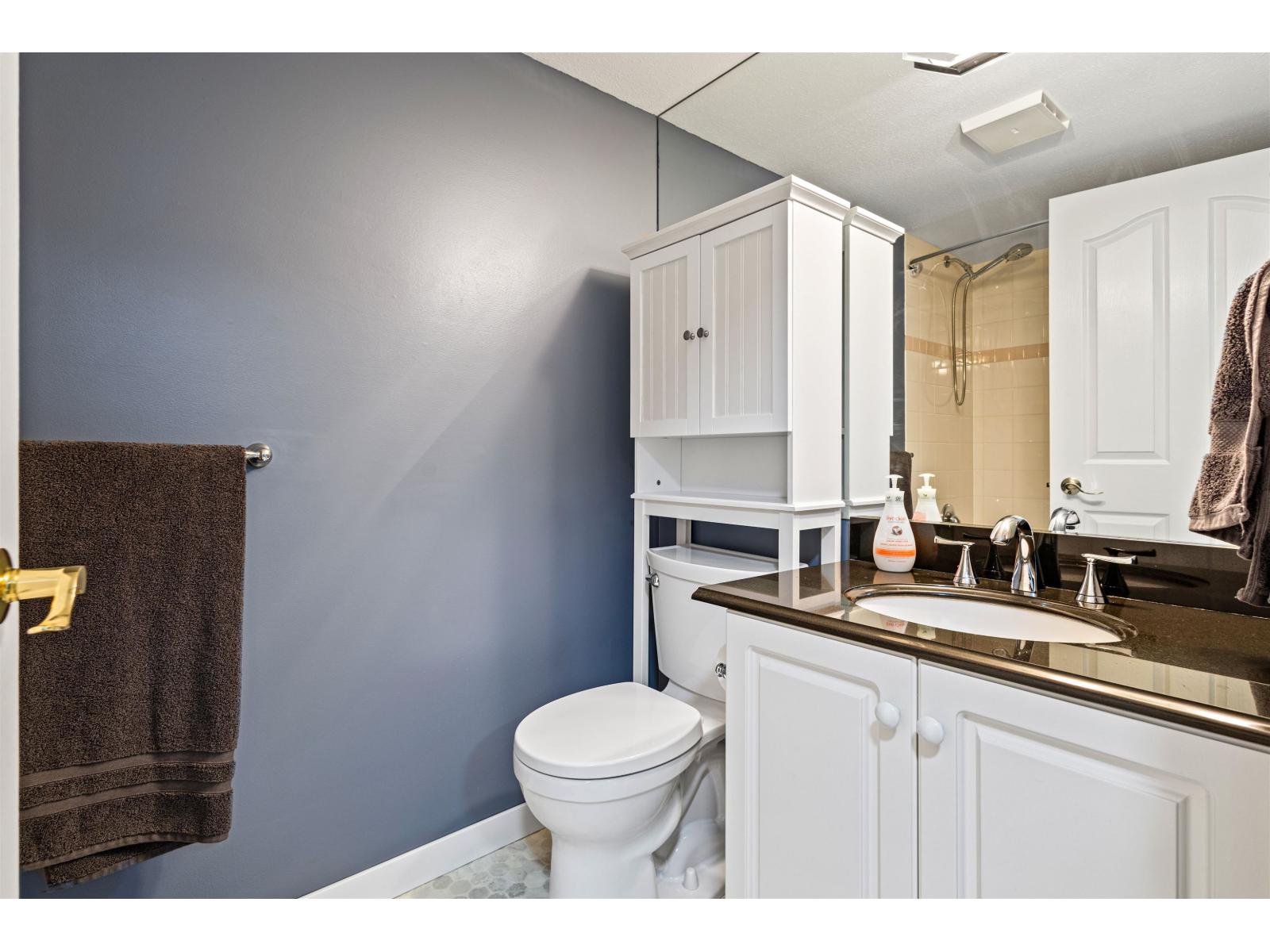 206 32120 Mt Waddington Avenue Property Photo 16