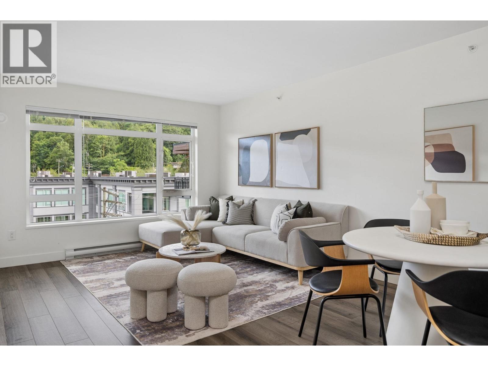501 2525 Clarke Street Property Photo 1