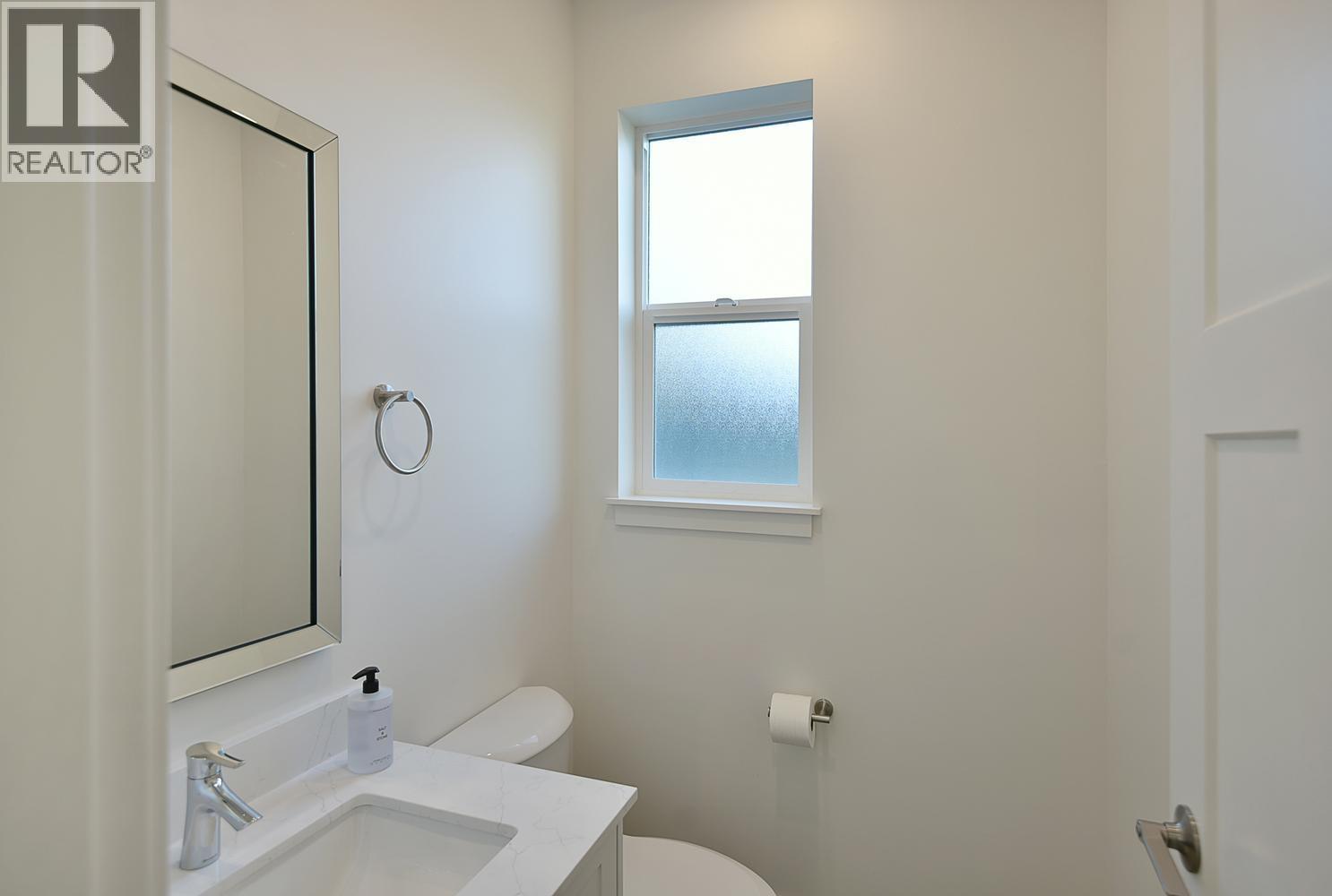 5825 Trail Avenue Property Photo 18