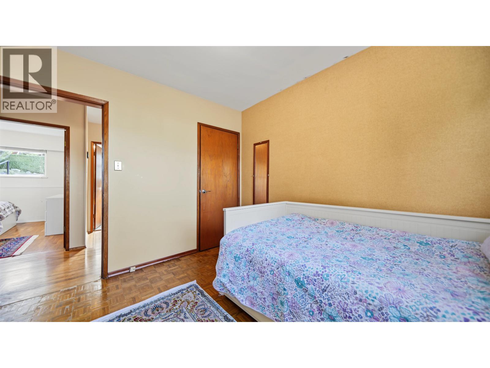 2206 Pinecrest Avenue Property Photo 16
