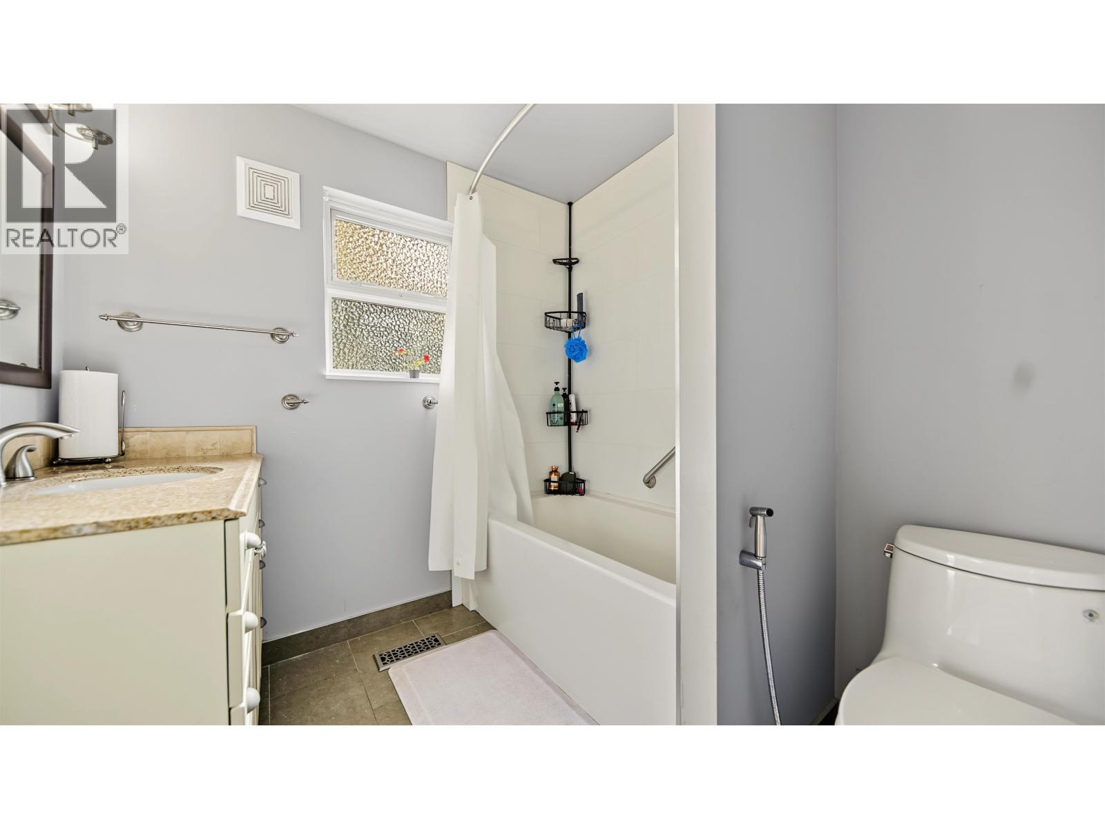 2206 Pinecrest Avenue Property Photo 18