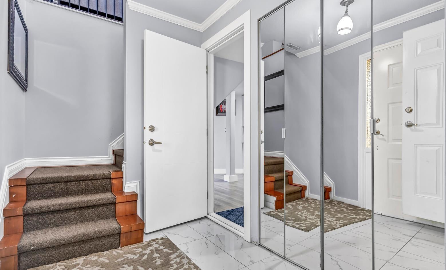 18240 64 Avenue Property Photo 28