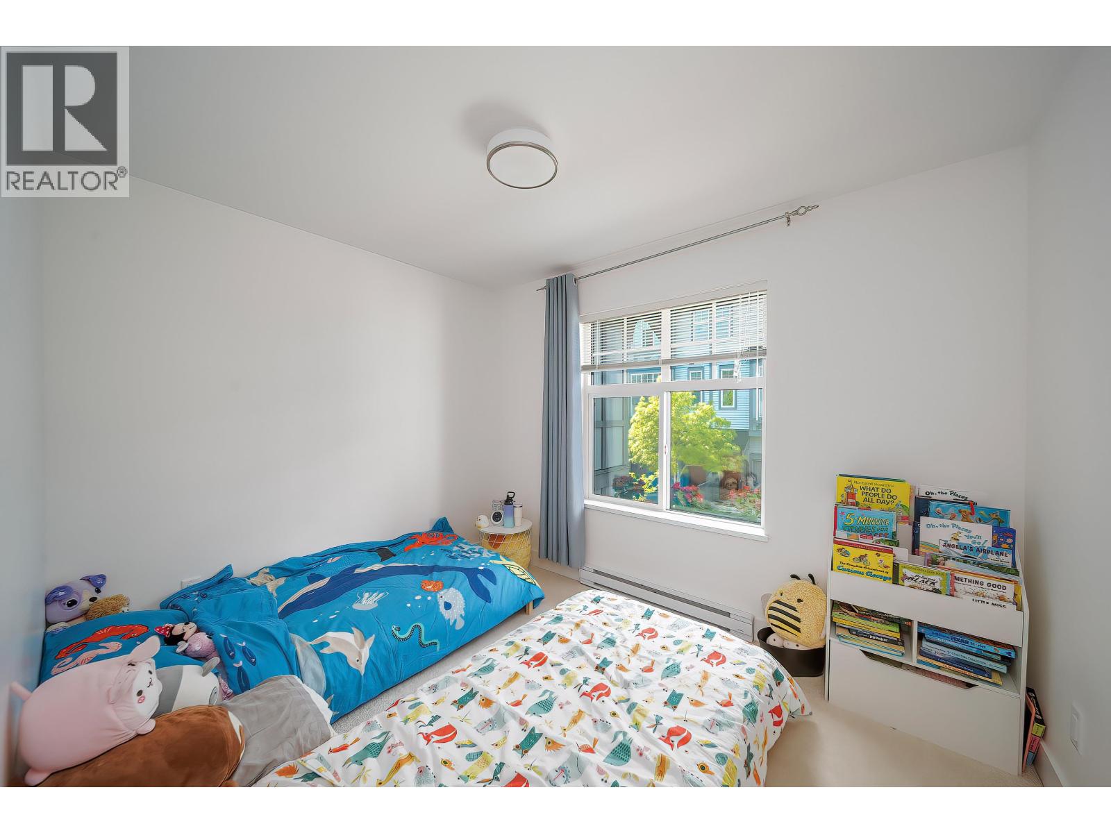 59 3552 Victoria Drive Property Photo 11