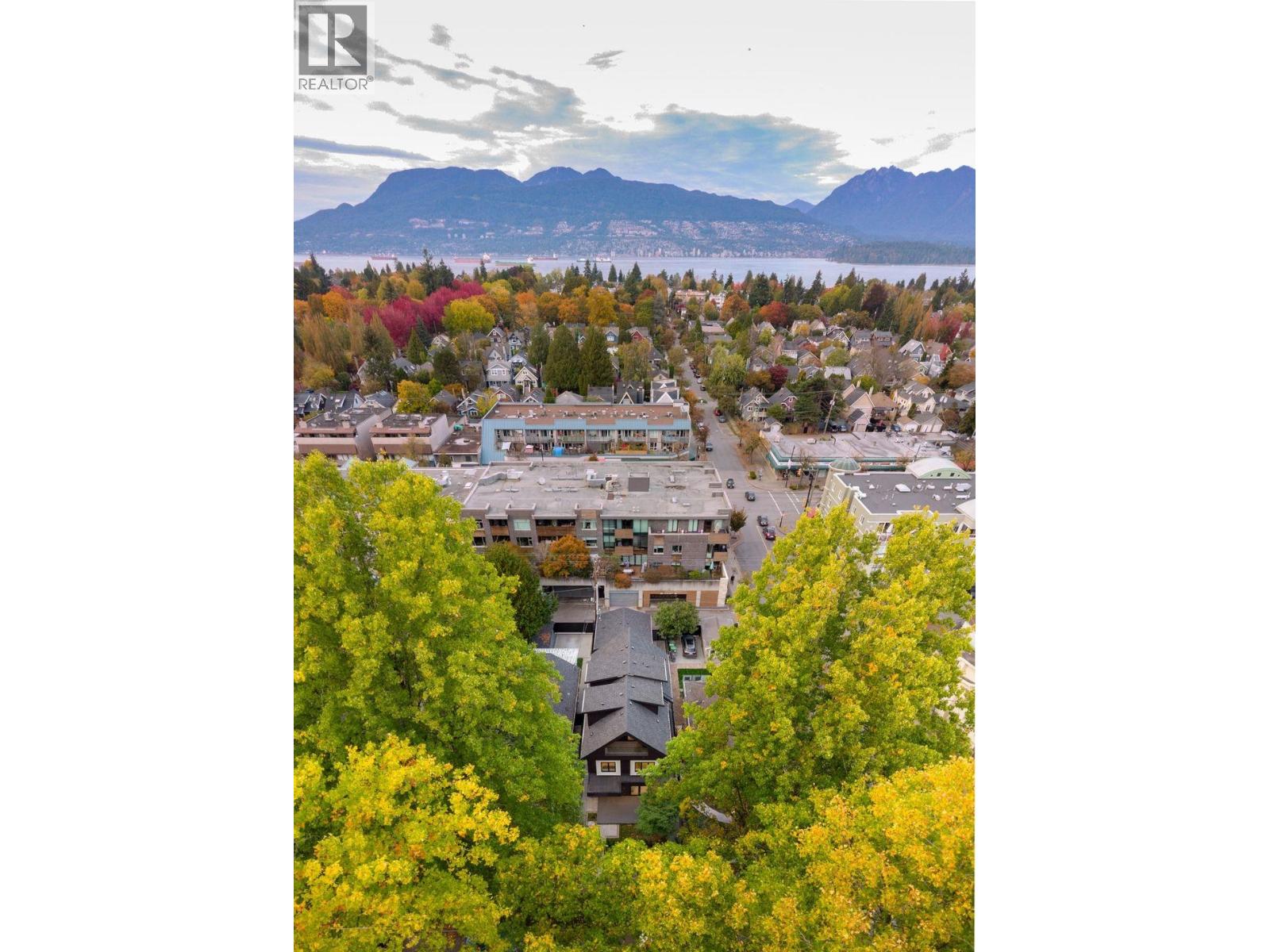 2 3315 W 10th Avenue Property Photo 28