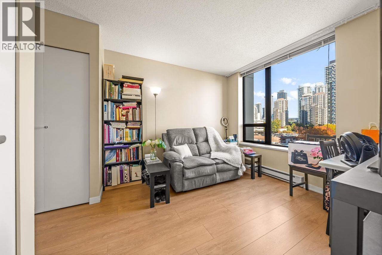906 4118 Dawson Street Property Photo 13