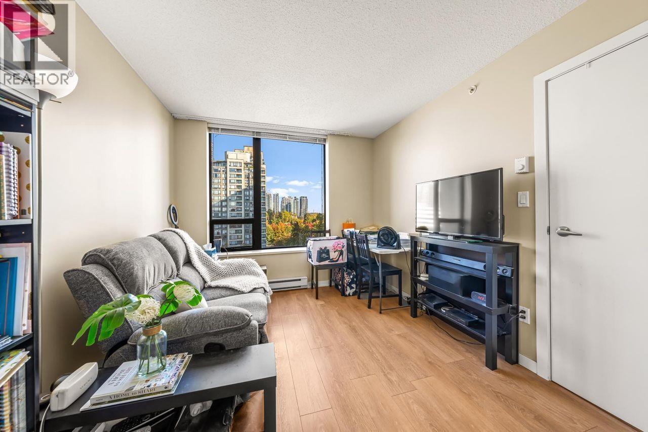 906 4118 Dawson Street Property Photo 14