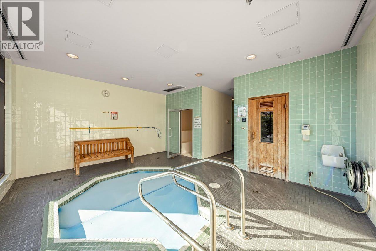906 4118 Dawson Street Property Photo 21