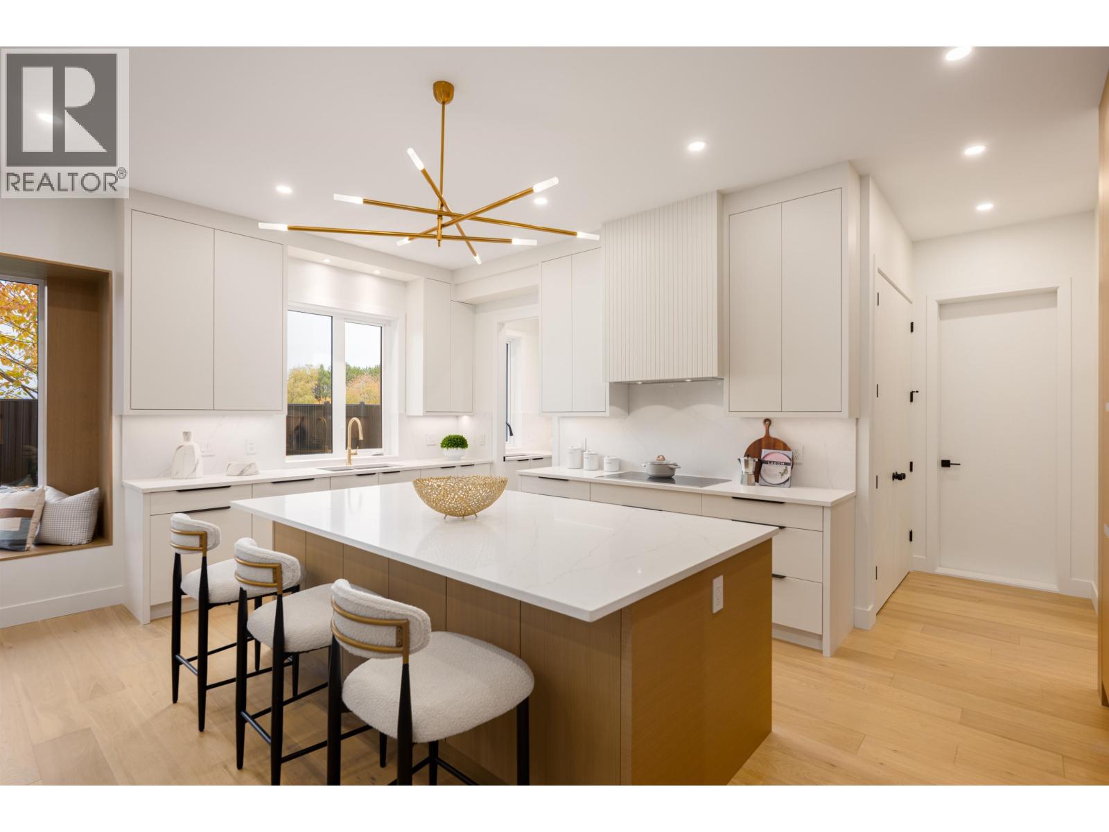 3651 Bowen Drive Property Photo 12