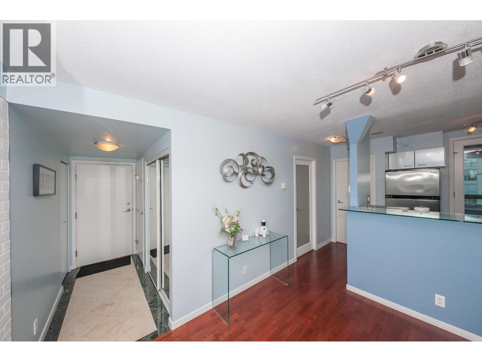 910 1367 Alberni Street Property Photo 14