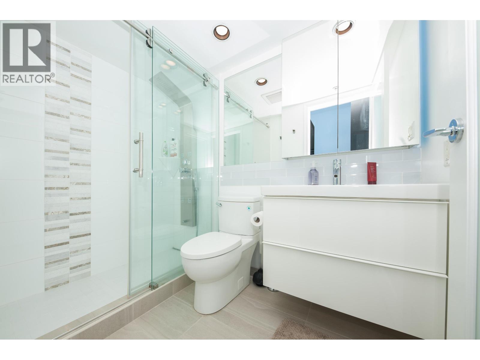 910 1367 Alberni Street Property Photo 15