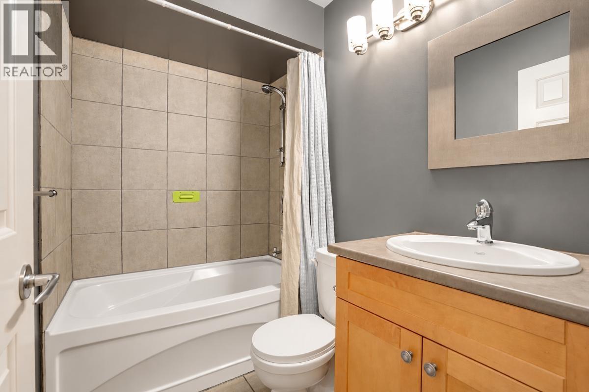 304 223 E Keith Road Property Photo 18