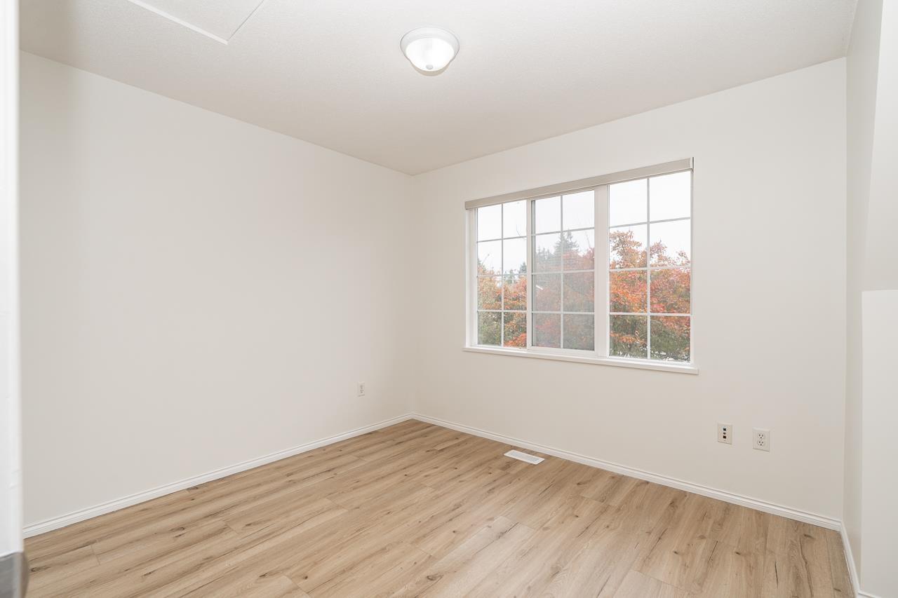 85 8775 161 Street Property Photo 23