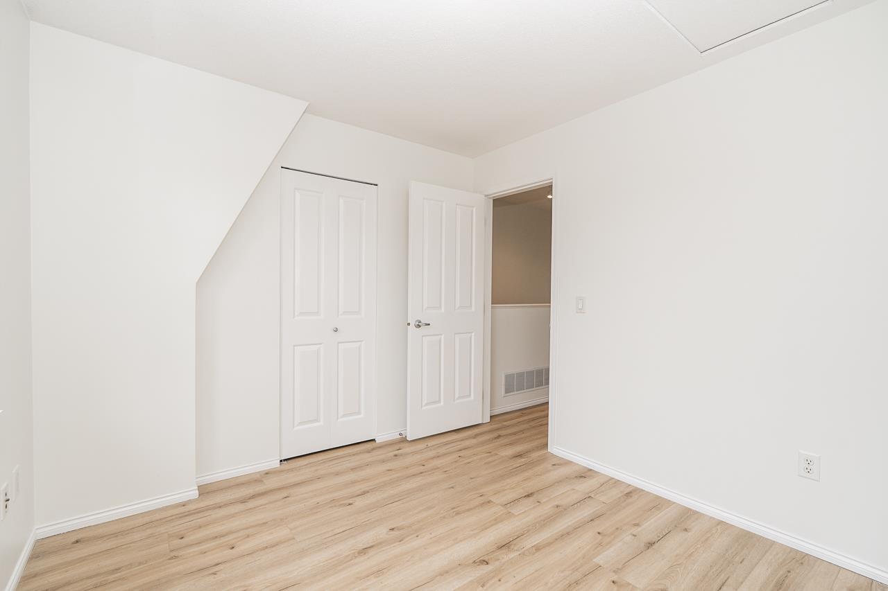 85 8775 161 Street Property Photo 25
