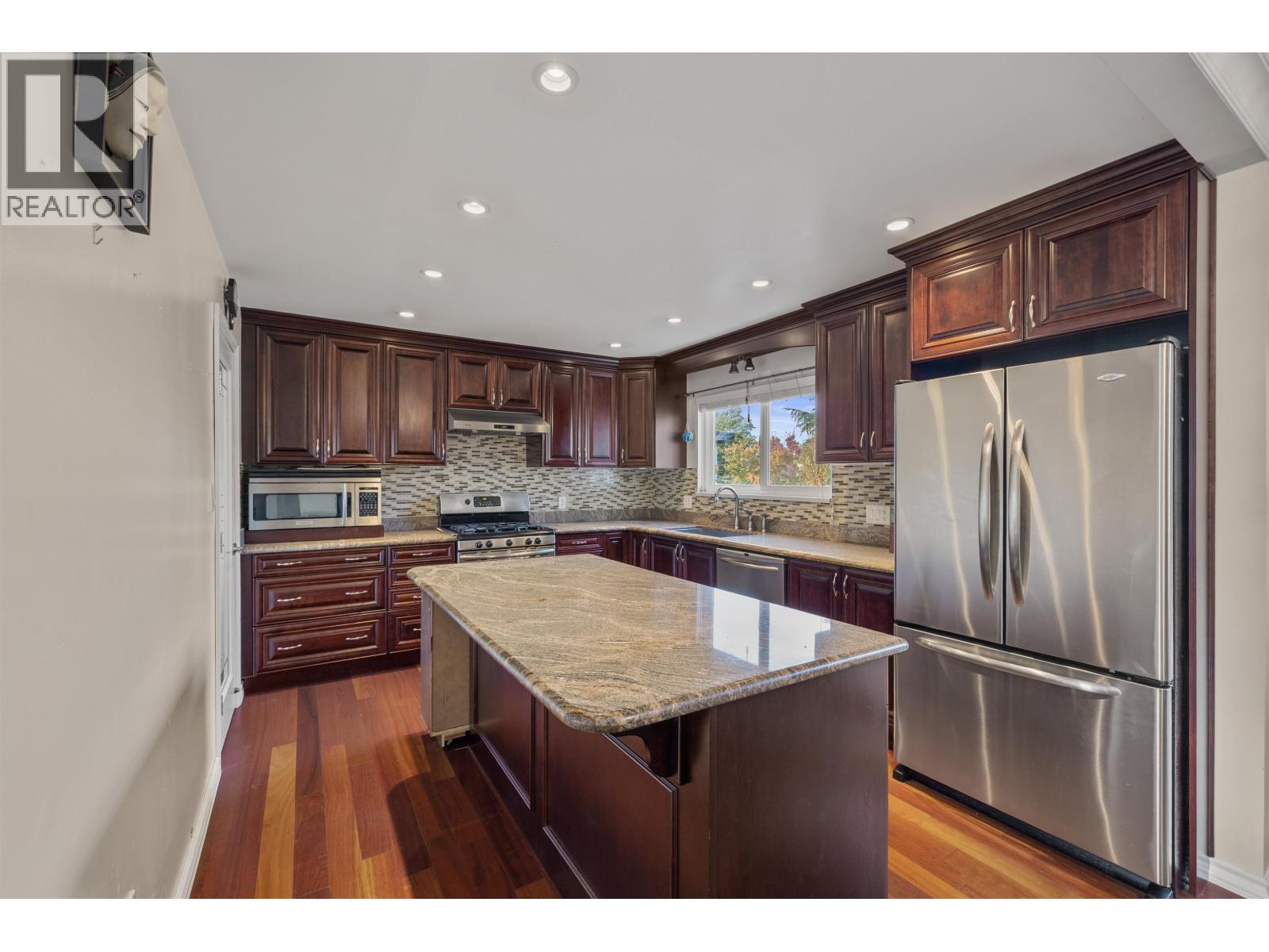 3965 Lister Court Property Photo 12