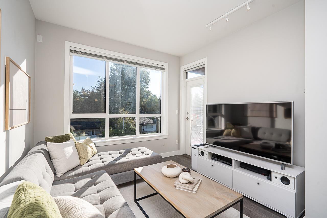 405 15388 105 Avenue Property Photo 3