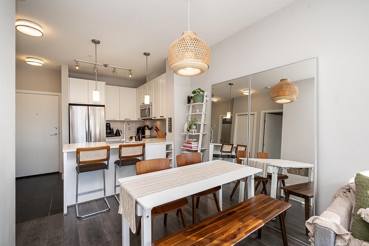 405 15388 105 Avenue Property Photo 6