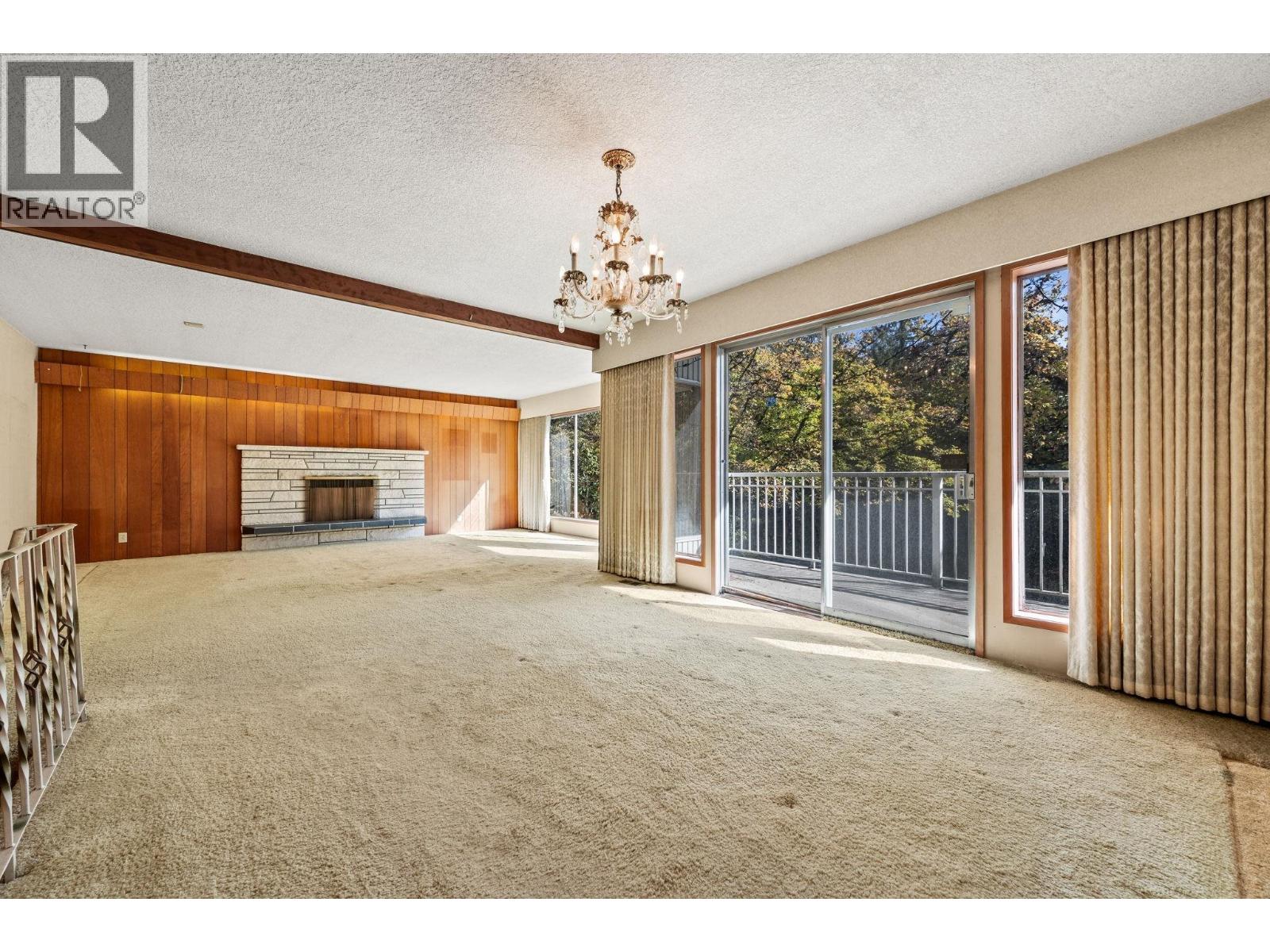 7649 Vivian Drive Property Photo 13