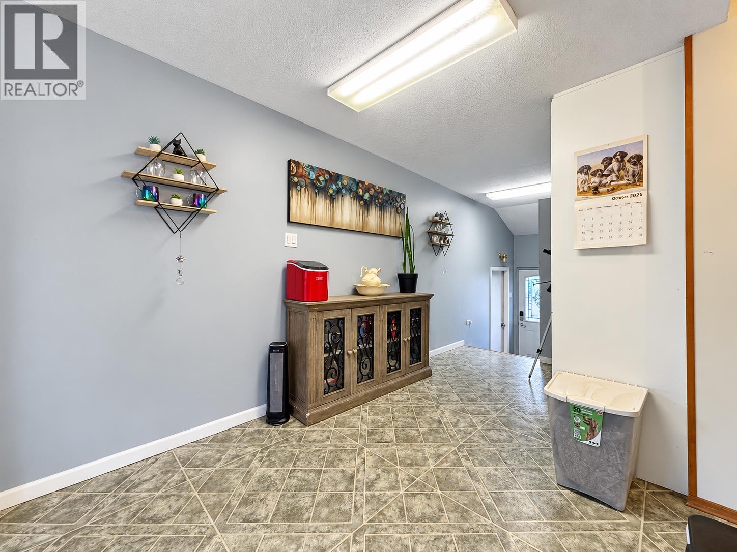 4075 Fourth Avenue Property Photo 16