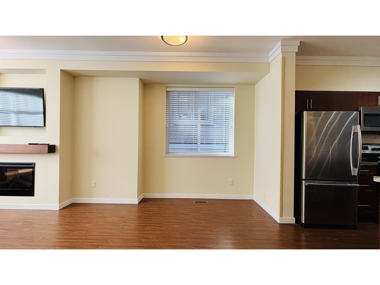 24 14356 63a Avenue Property Photo 8