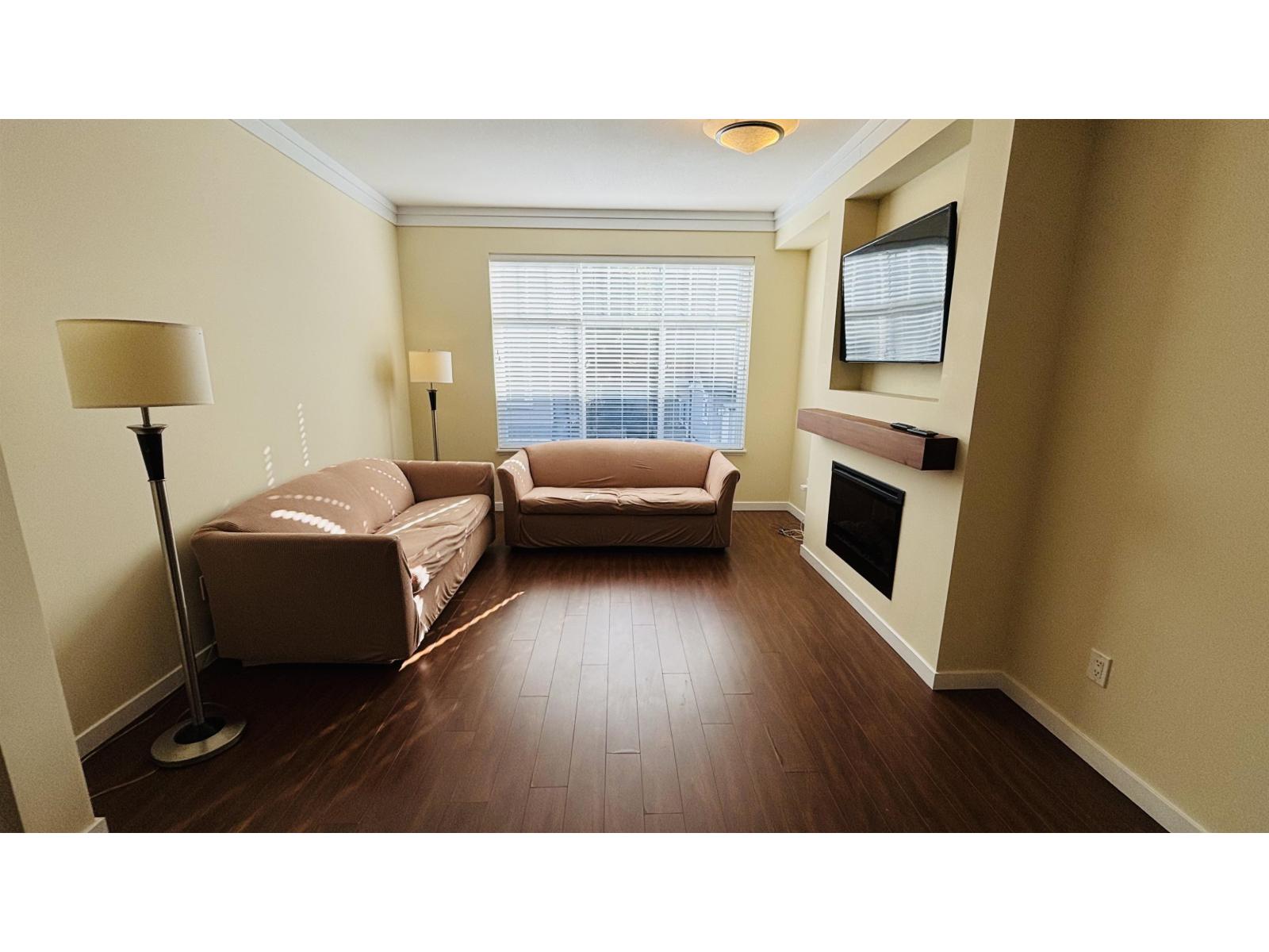 24 14356 63a Avenue Property Photo 9