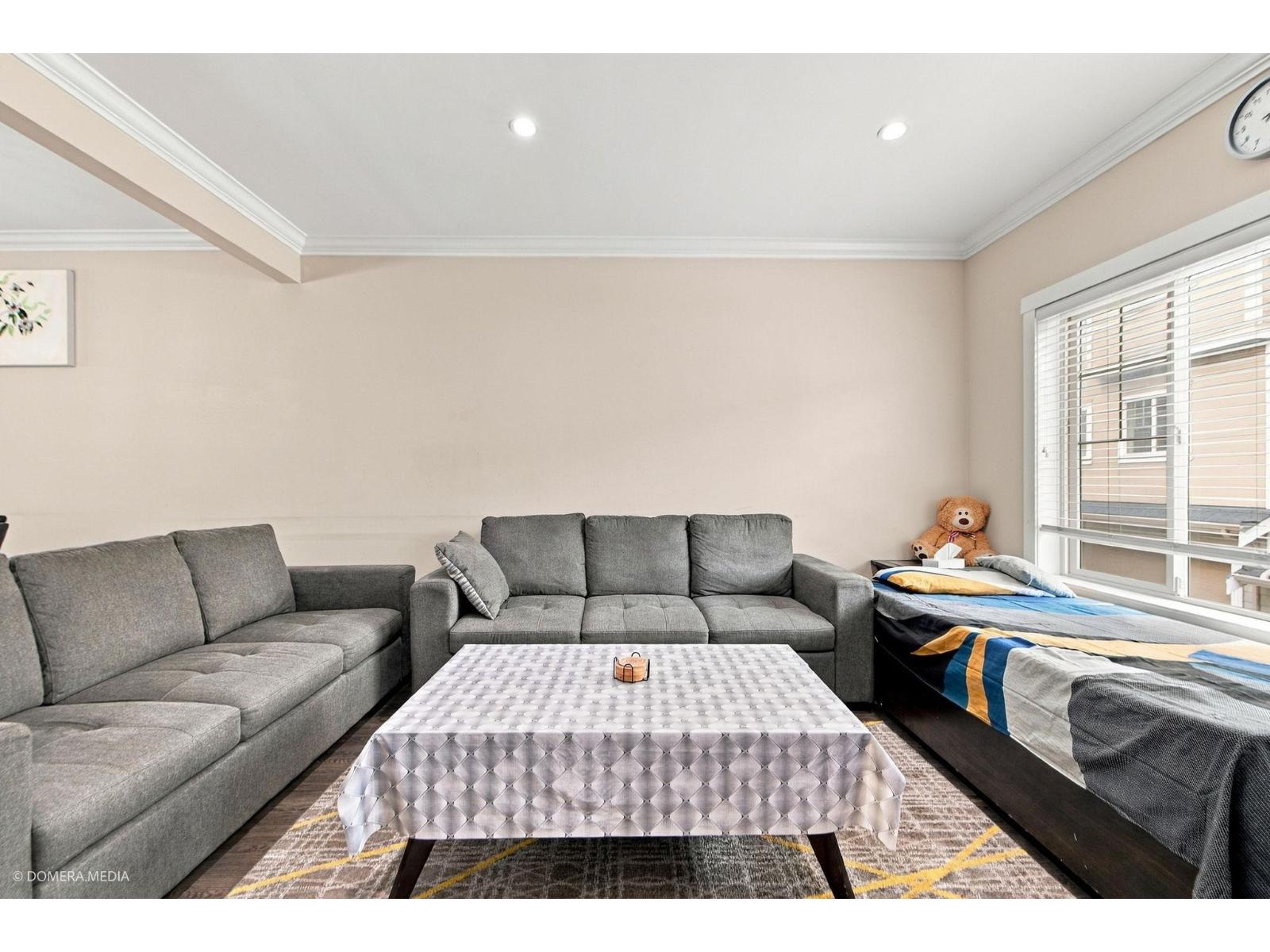 25 19097 64 Avenue Property Photo 13