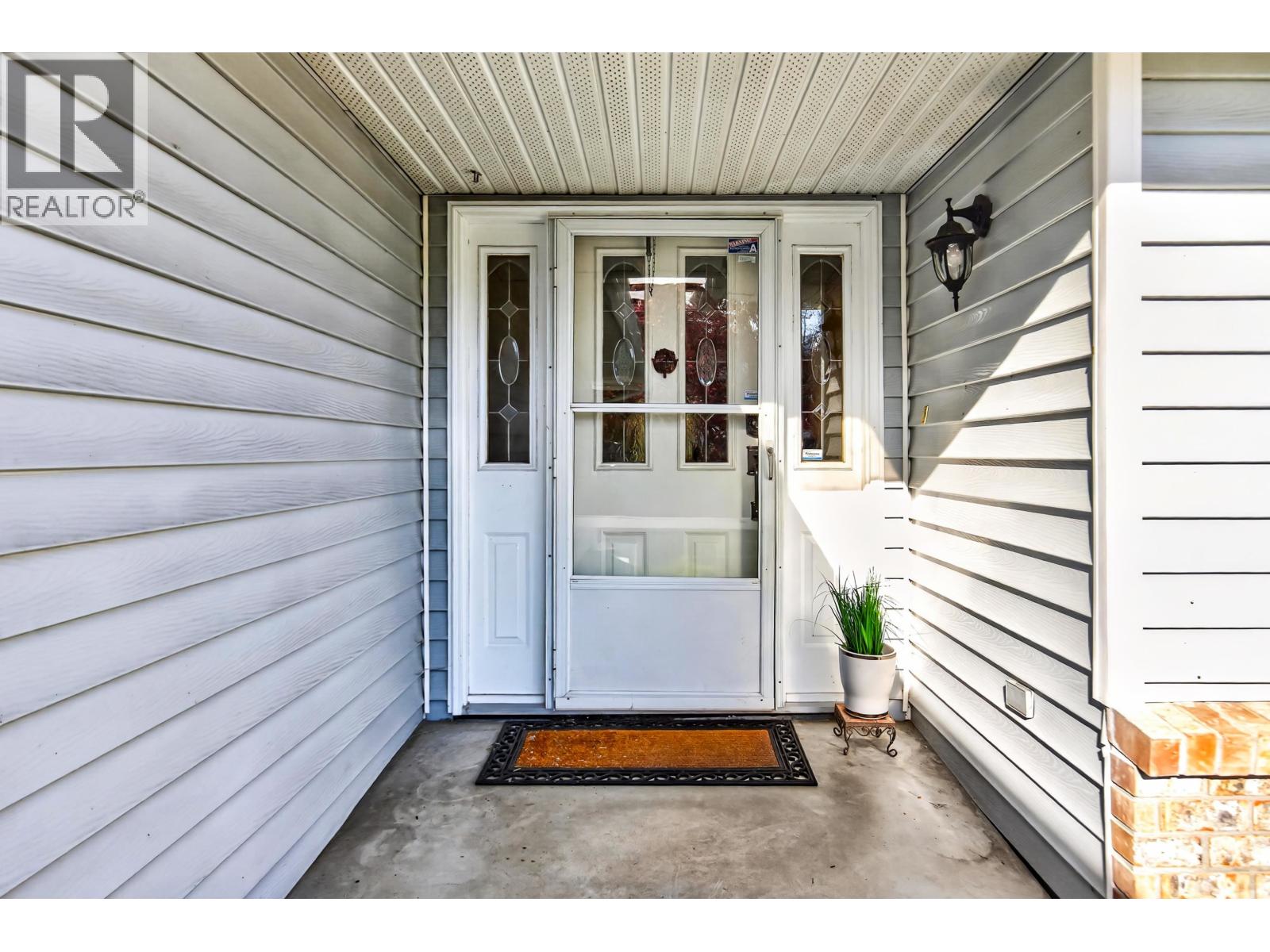 22205 126 Avenue Property Photo 6