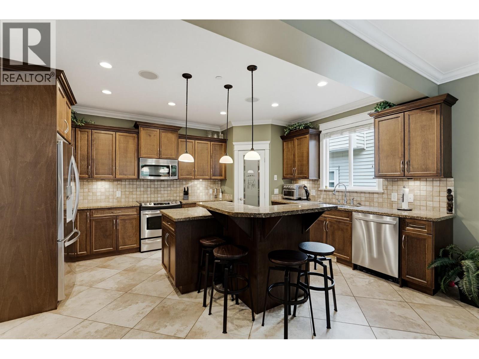 13220 239b Street Property Photo 6