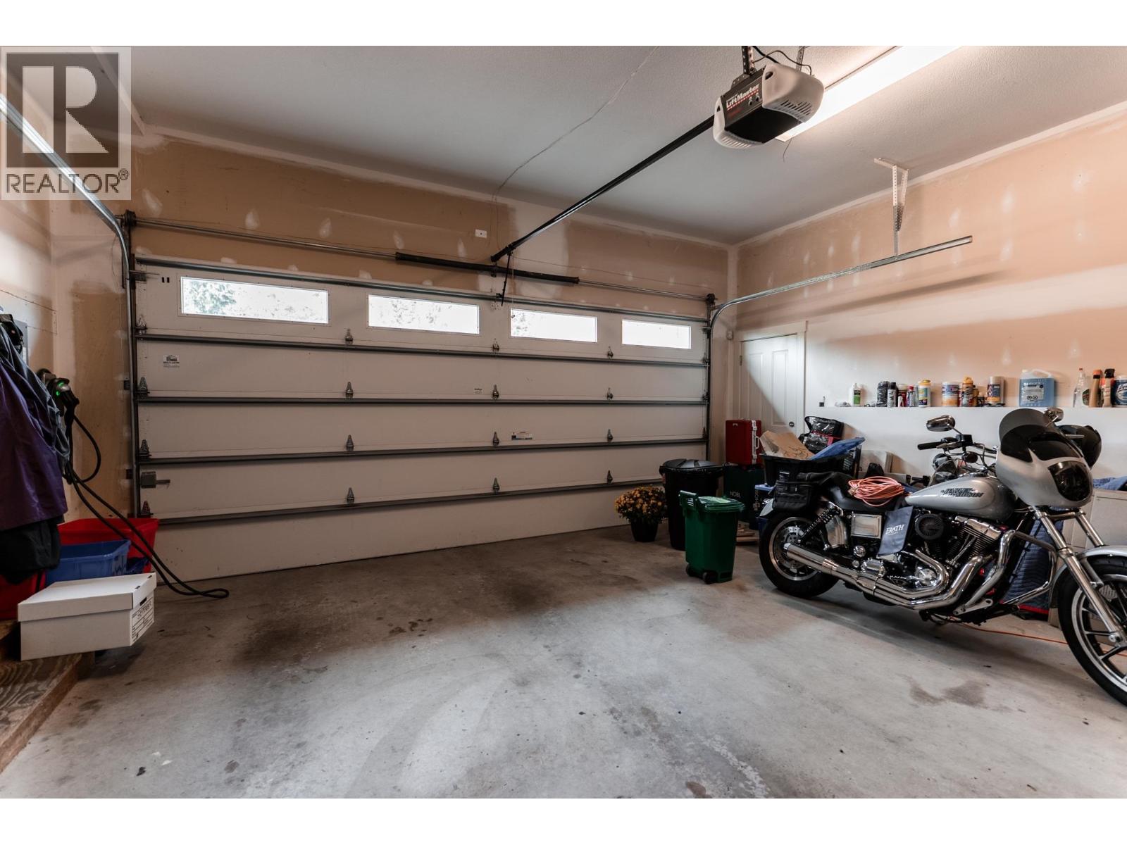 13220 239b Street Property Photo 37