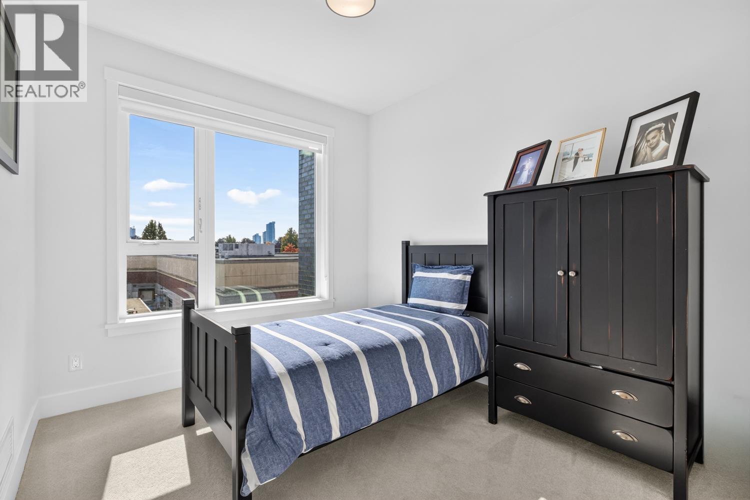 508 4477 Hastings Street Property Photo 23